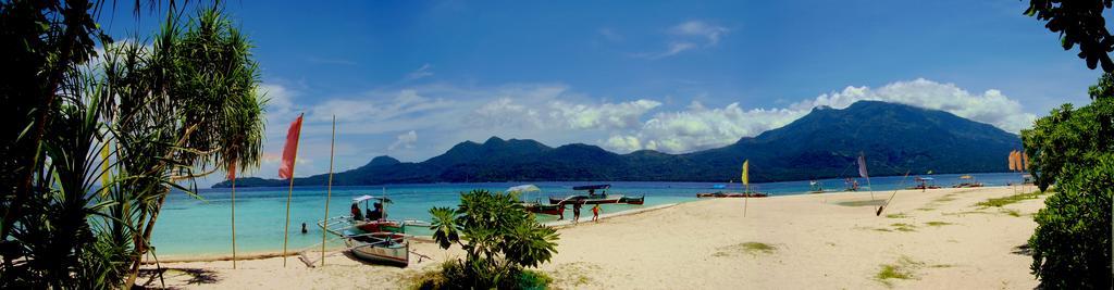 Somewhere Else Boutique Resort Mambajao Exterior foto