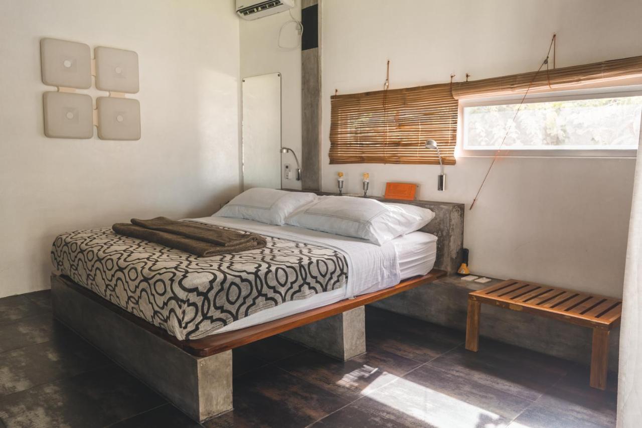 Somewhere Else Boutique Resort Mambajao Exterior foto